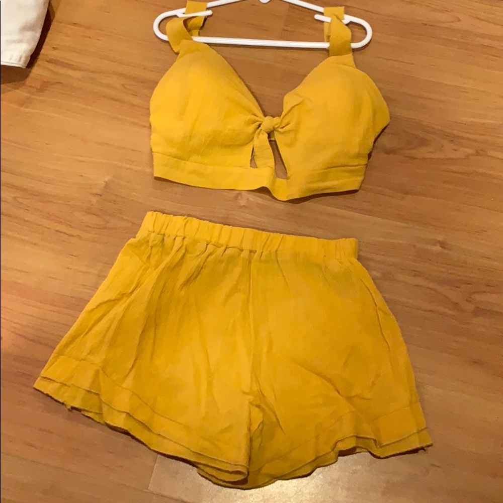 Two piece set